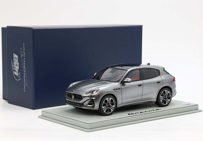 MASERATI GRECALE FOLGORE 2022 GRIGIO LAVA - Vroomi