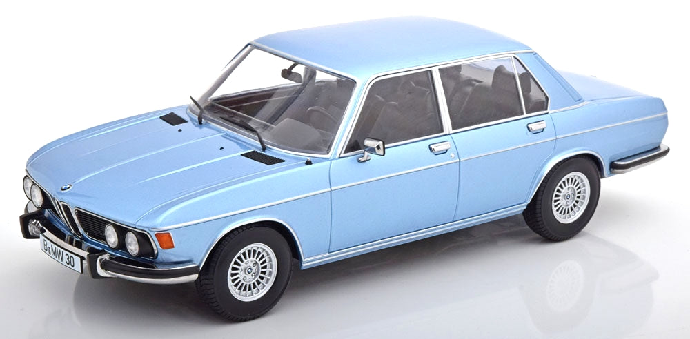 BMW 3.0S E3 2.SERIES LIGHT BLUE METALLIC 1971
