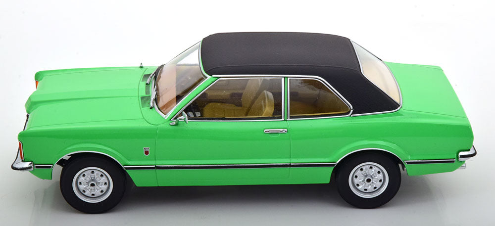 FORD TAUNUS GXL SEDAN VINYL ROOF SQUARE HEADLIGHTS LIGHT GREEN MATT BLACK 1971
