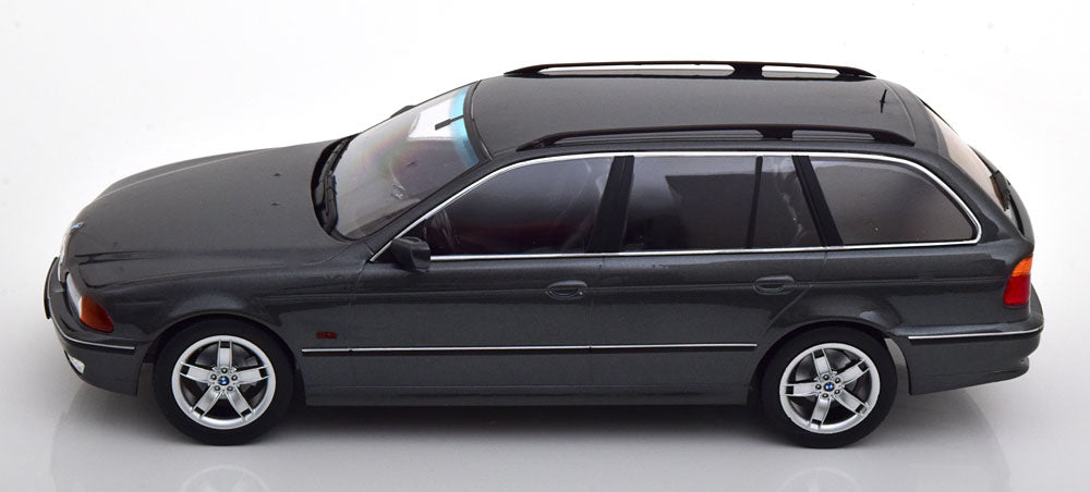 BMW 540i E39 TOURING GREY METALLIC 1997