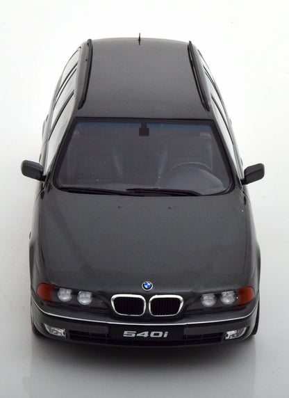 BMW 540i E39 TOURING GREY METALLIC 1997
