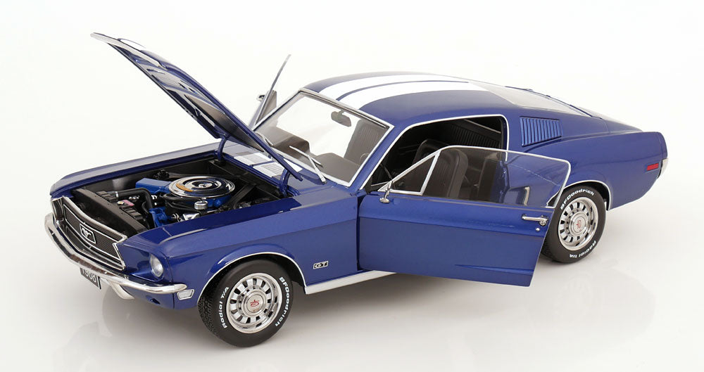 FORD MUSTANG GT FASTBACK BLUE METALLIC & WHITE 1968