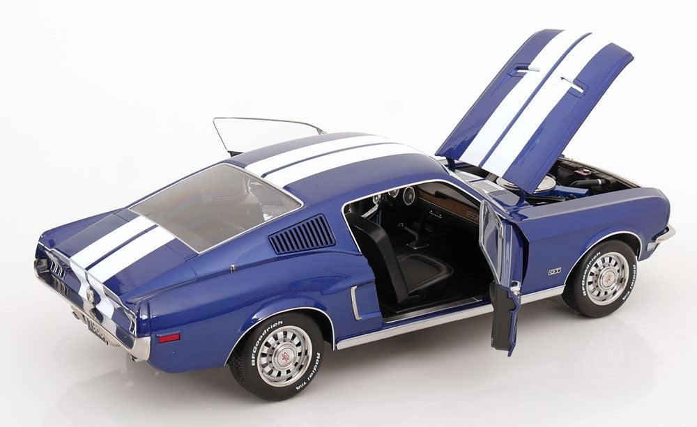 FORD MUSTANG GT FASTBACK BLUE METALLIC & WHITE 1968