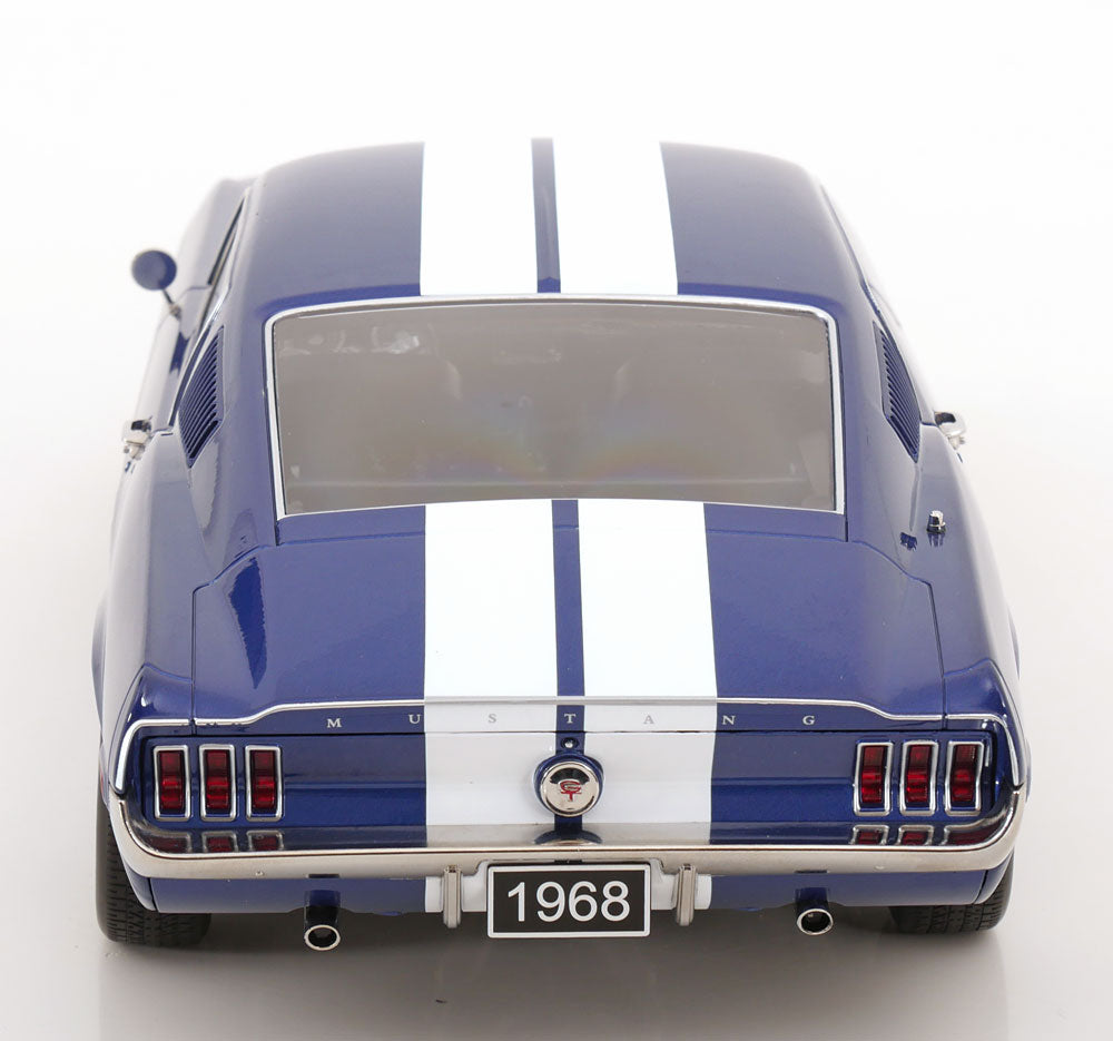 FORD MUSTANG GT FASTBACK BLUE METALLIC & WHITE 1968