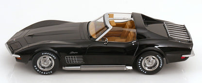 CHEVROLET CORVETTE C3 BLACK 1972 WITH REMOVABLE ROOF PARTS