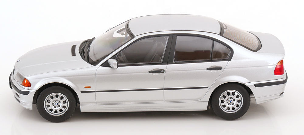 BMW 3ER E46 LIMOUSINE SILVER 1999