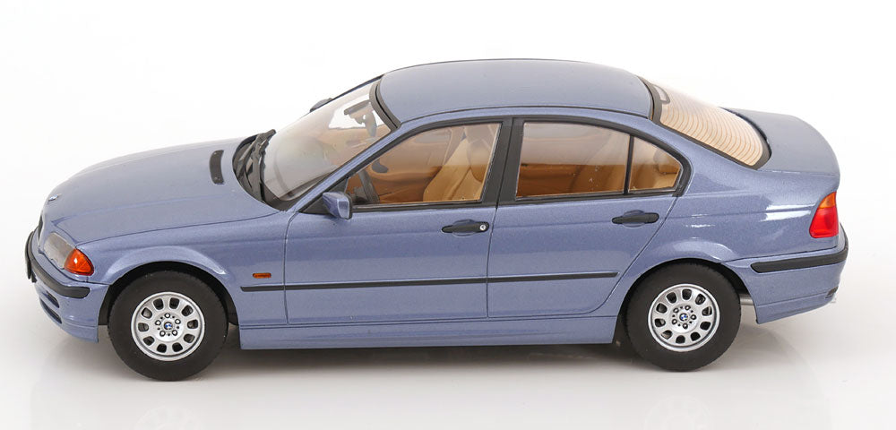 BMW 3ER E46 LIMOUSINE LIGHT BLUE METALLIC 1999