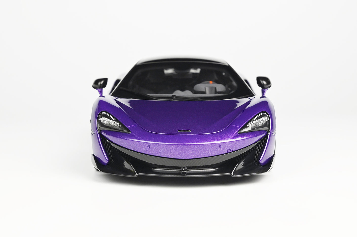 McLAREN 600LT PURPLE