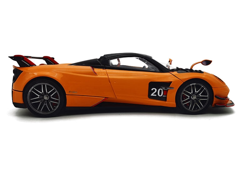 PAGANI HUAYRA BC ROADSTER ORANGE