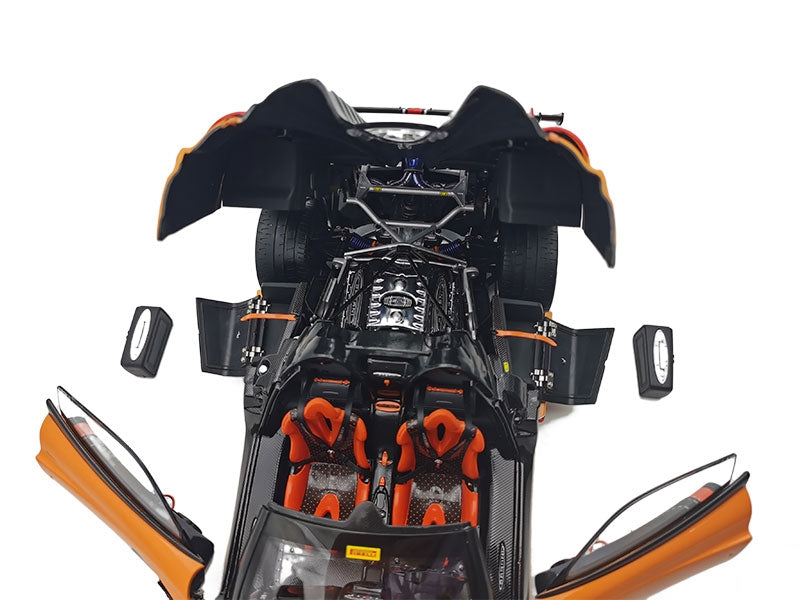 PAGANI HUAYRA BC ROADSTER ORANGE