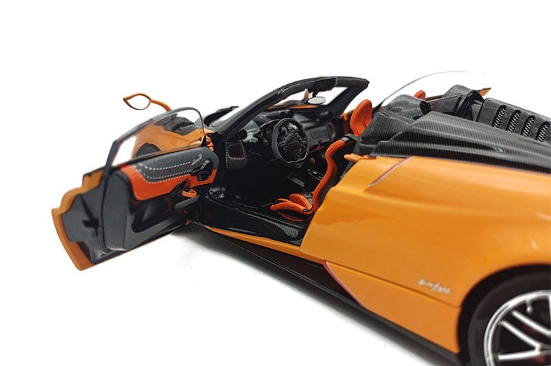 PAGANI HUAYRA BC ROADSTER ORANGE