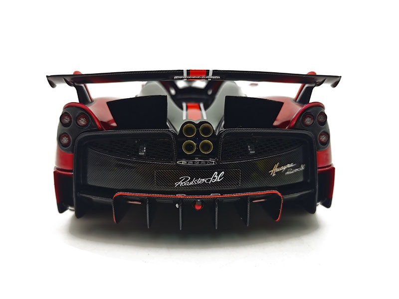 PAGANI HUAYRA BC ROADSTER RED