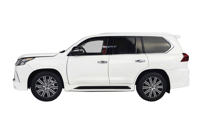 LEXUS LX570 WHITE
