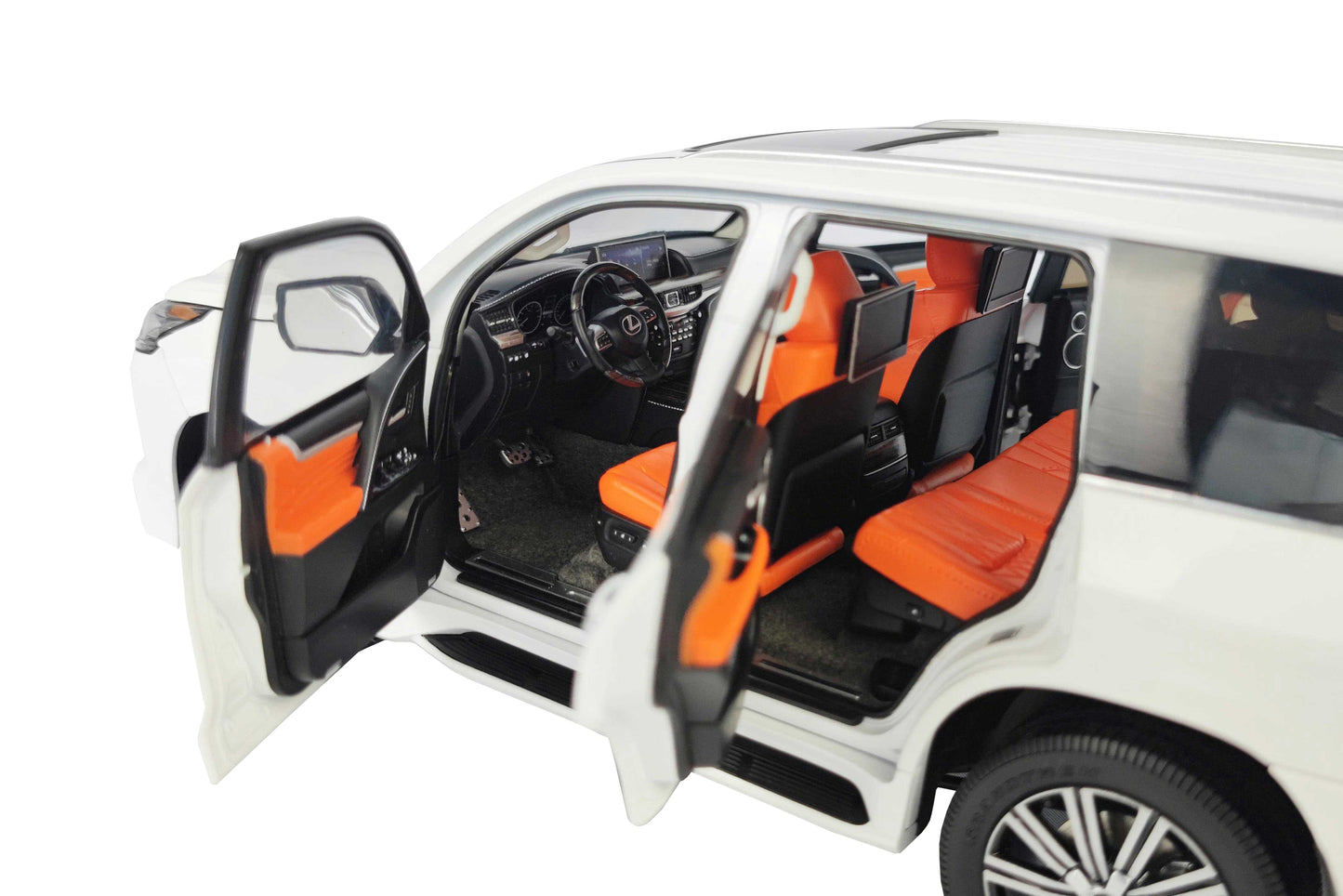 LEXUS LX570 WHITE