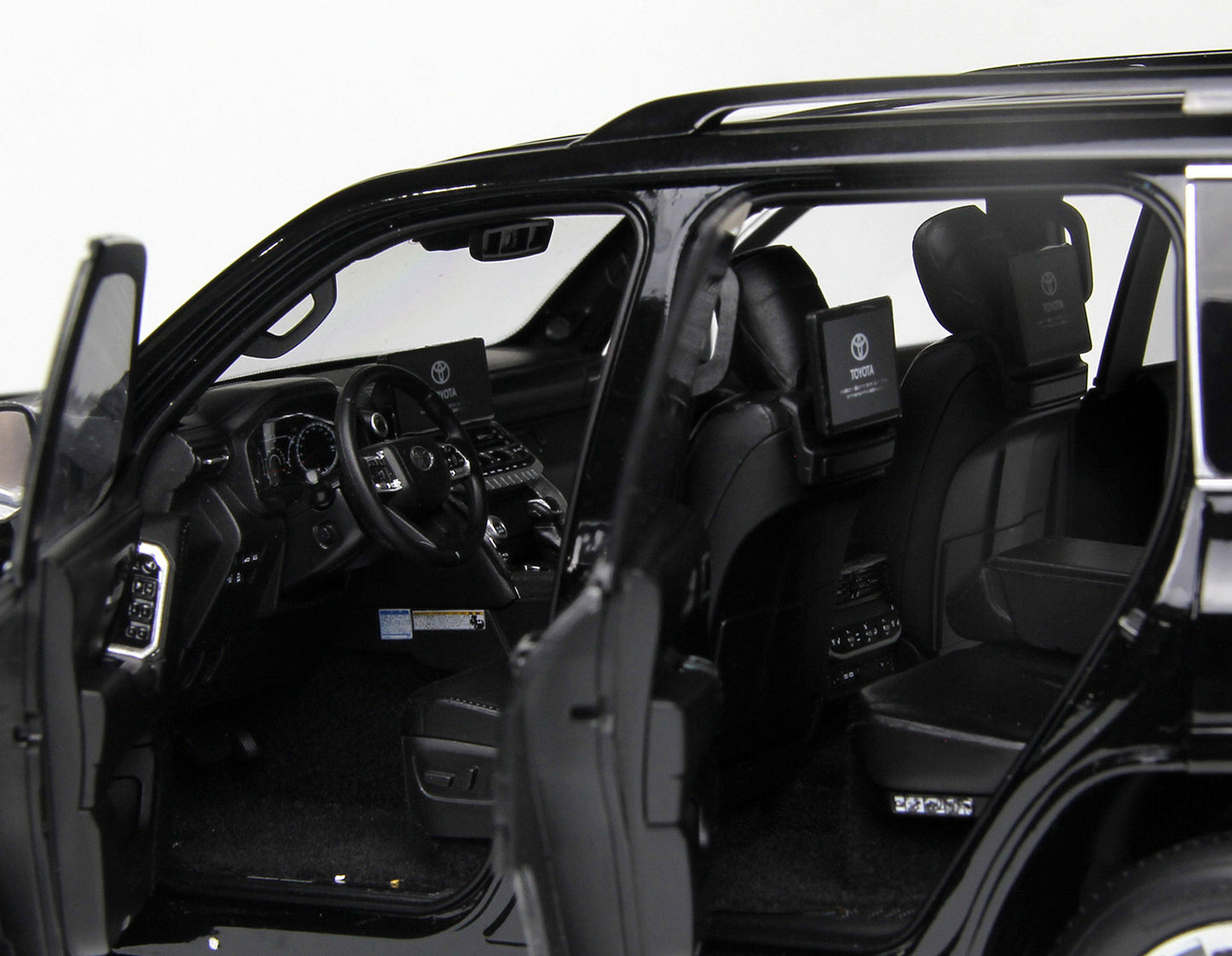 TOYOTA LAND CRUISER 300-ZX BLACK