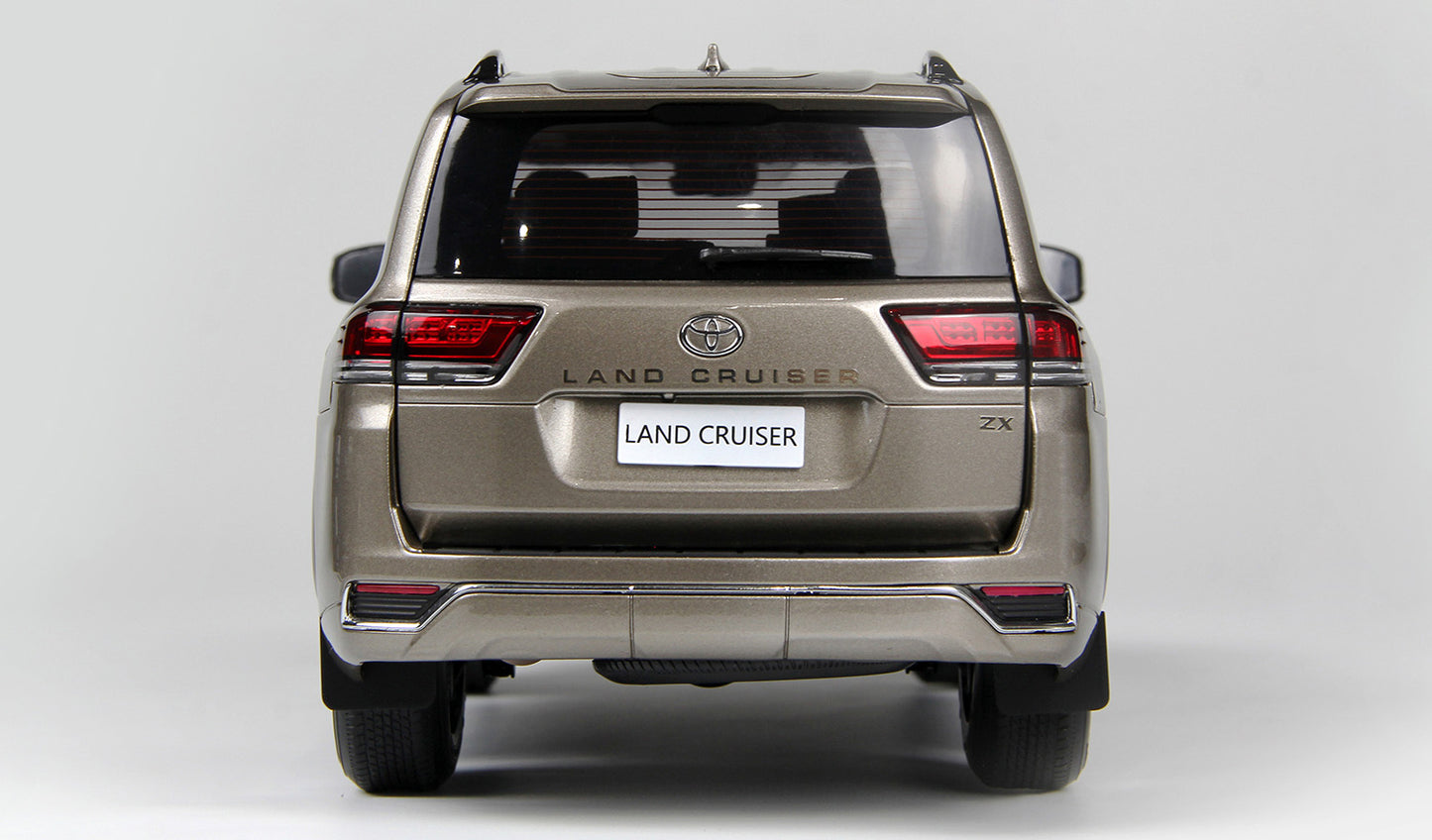 TOYOTA LAND CRUISER 300-ZX GOLD