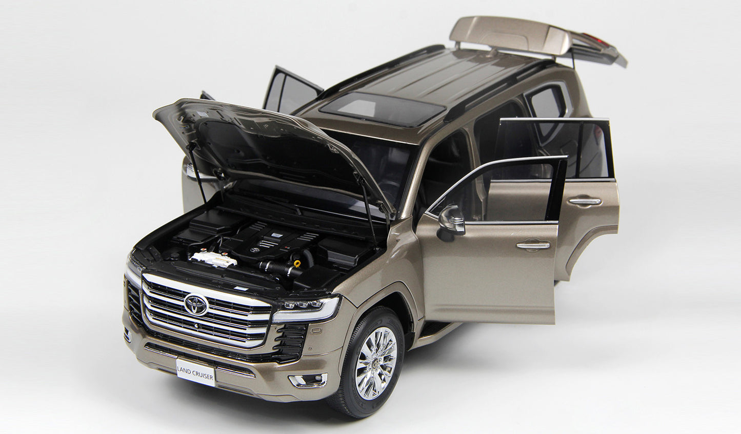 TOYOTA LAND CRUISER 300-ZX GOLD