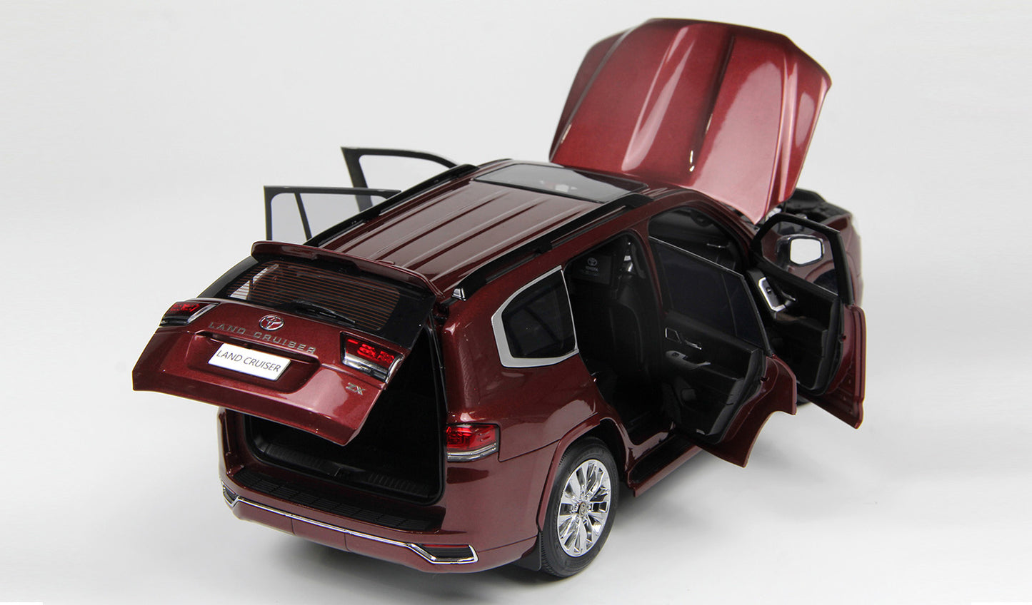 TOYOTA LAND CRUISER 300-ZX RED