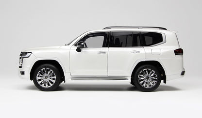 TOYOTA LAND CRUISER 300-ZX WHITE