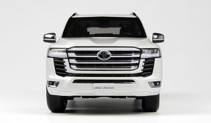 TOYOTA LAND CRUISER 300-ZX WHITE