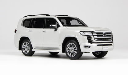 TOYOTA LAND CRUISER 300-ZX WHITE