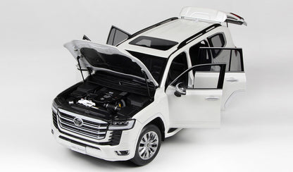TOYOTA LAND CRUISER 300-ZX WHITE