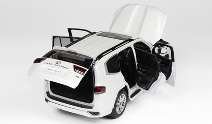 TOYOTA LAND CRUISER 300-ZX WHITE