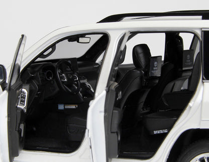 TOYOTA LAND CRUISER 300-ZX WHITE