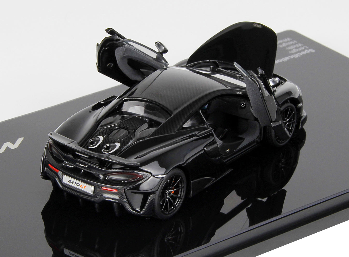 McLAREN 600LT BLACK