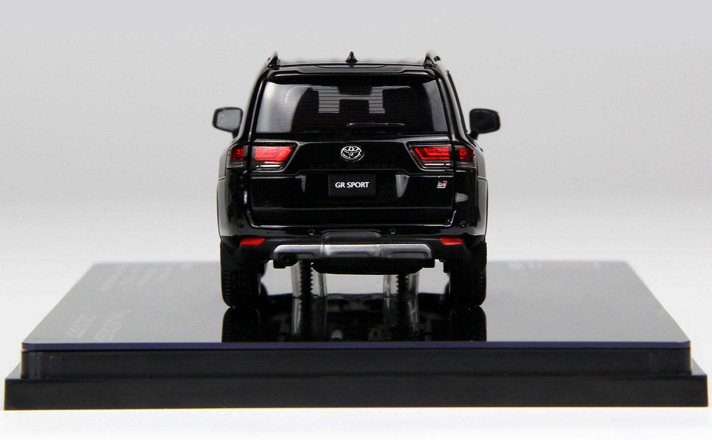 TOYOTA LAND CRUISER 300-GR SPORT BLACK