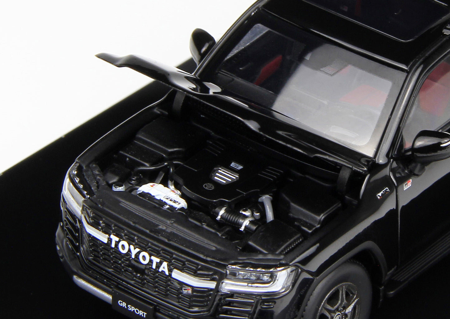 TOYOTA LAND CRUISER 300-GR SPORT BLACK