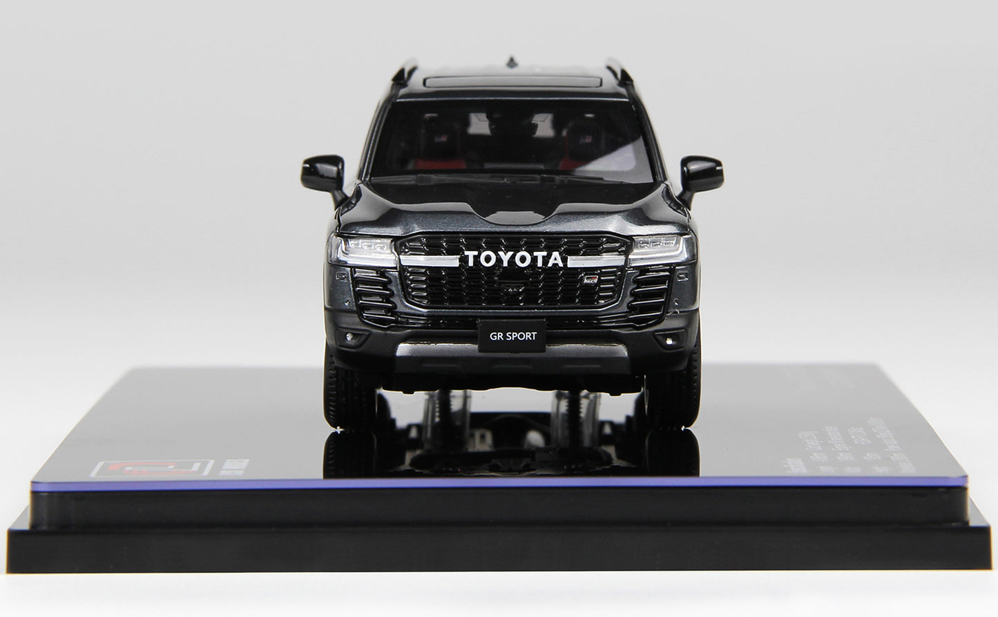 TOYOTA LAND CRUISER 300-GR SPORT GREY