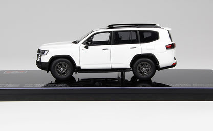 TOYOTA LAND CRUISER 300-GR SPORT WHITE