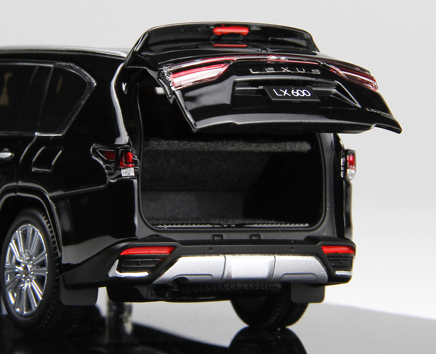 LEXUS LX600 BLACK