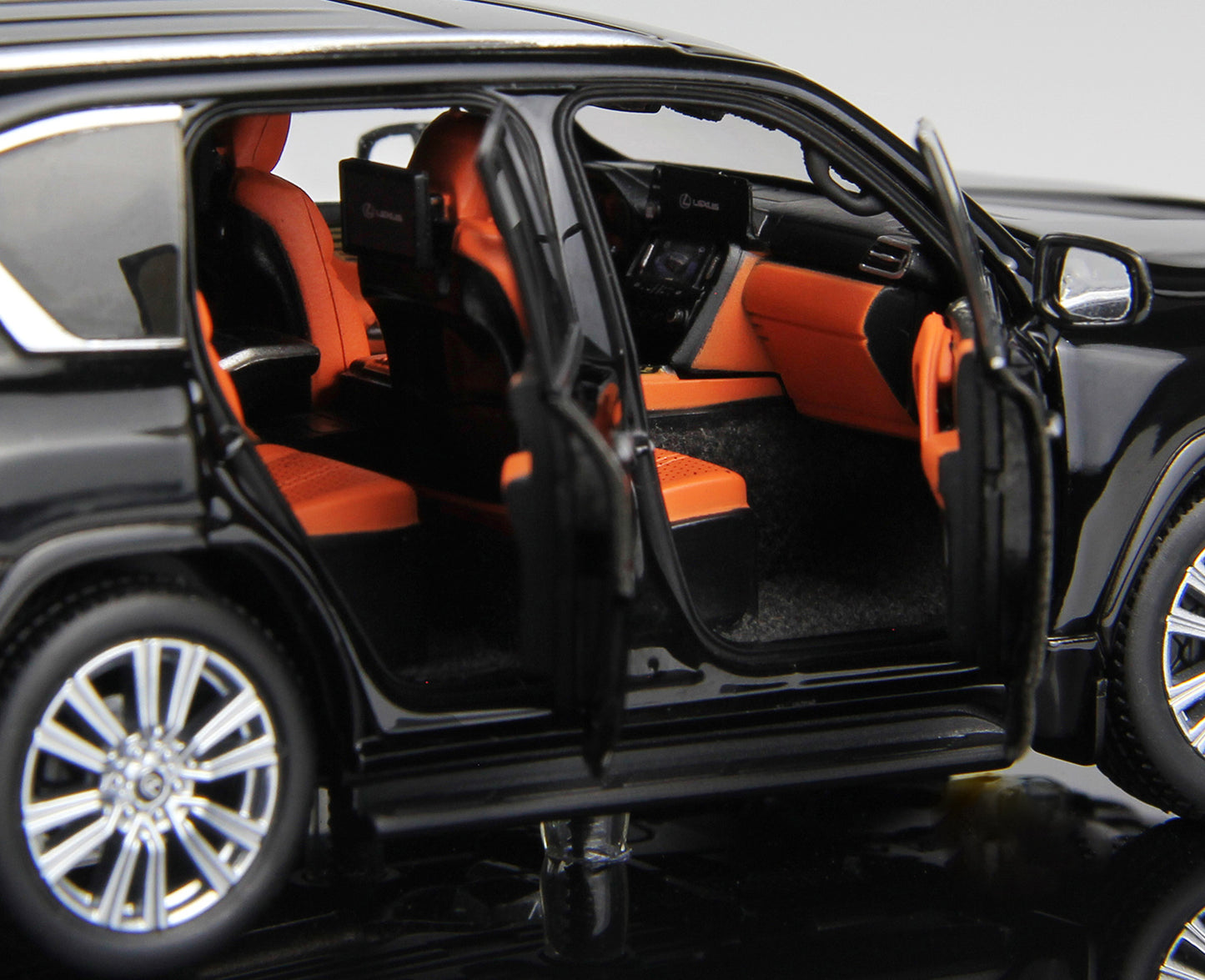LEXUS LX600 BLACK