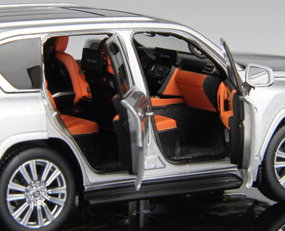 LEXUS LX600 SILVER
