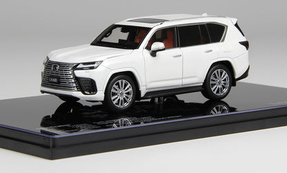LEXUS LX600 WHITE