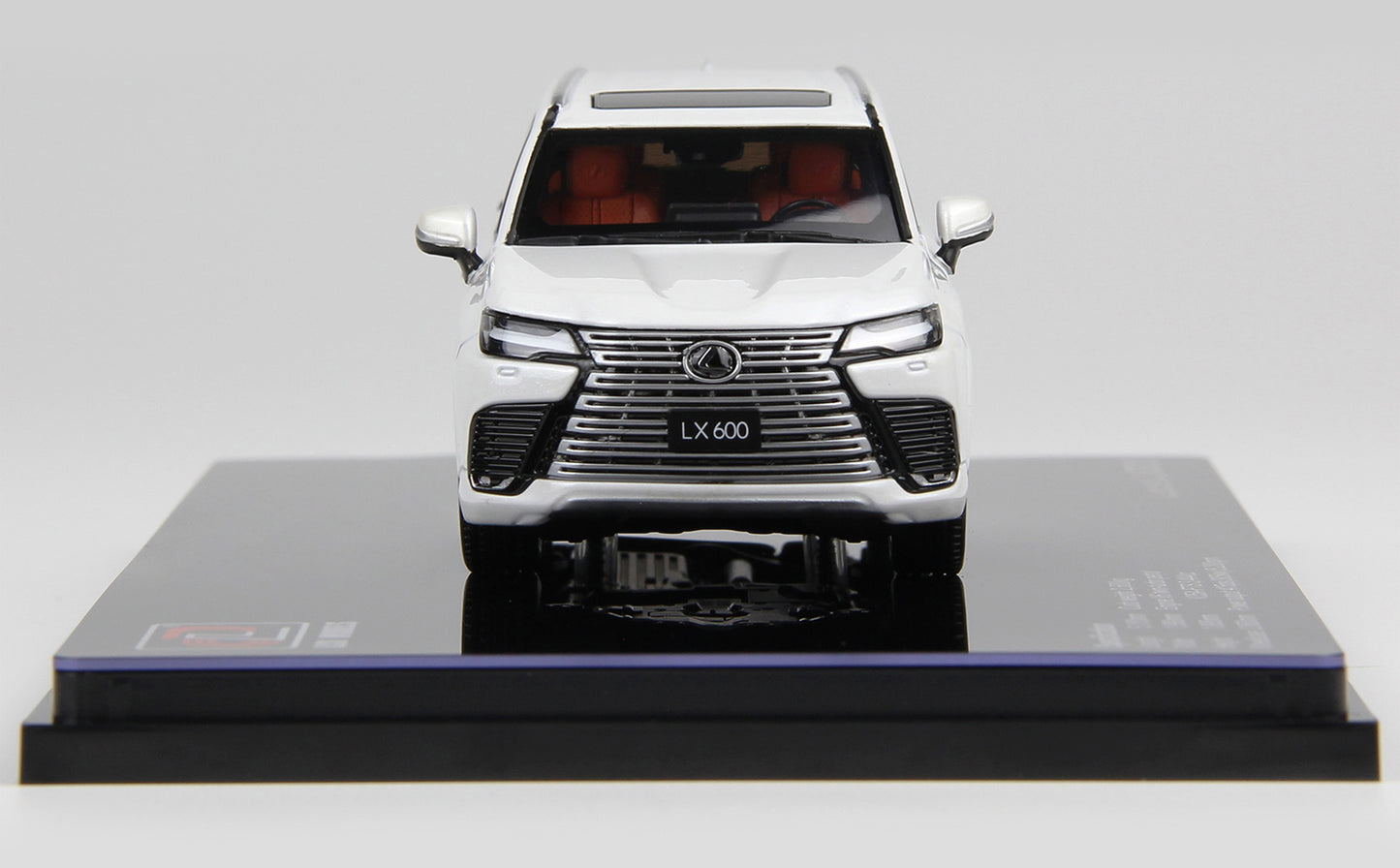 LEXUS LX600 WHITE