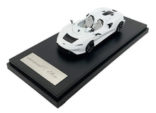 McLAREN ELVA WHITE