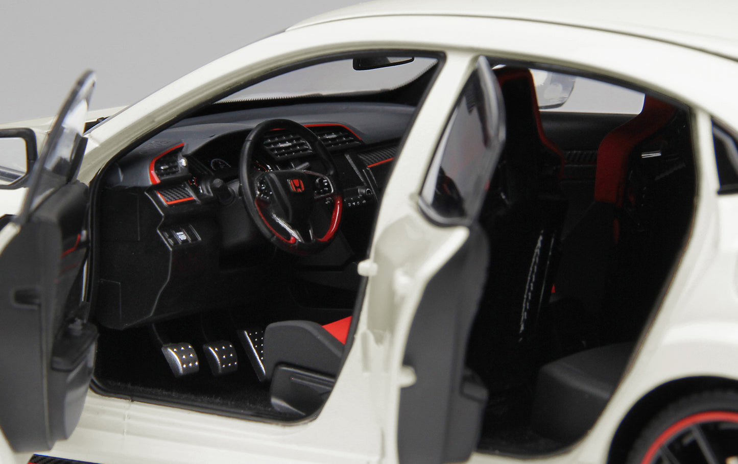 HONDA CIVIC TYPE R FK8 CHAMPION WHITE 2020