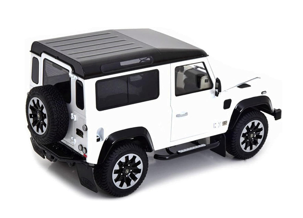 LAND ROVER DEFENDER 90 WORKS V8 70TH EDITION WHITE 2018