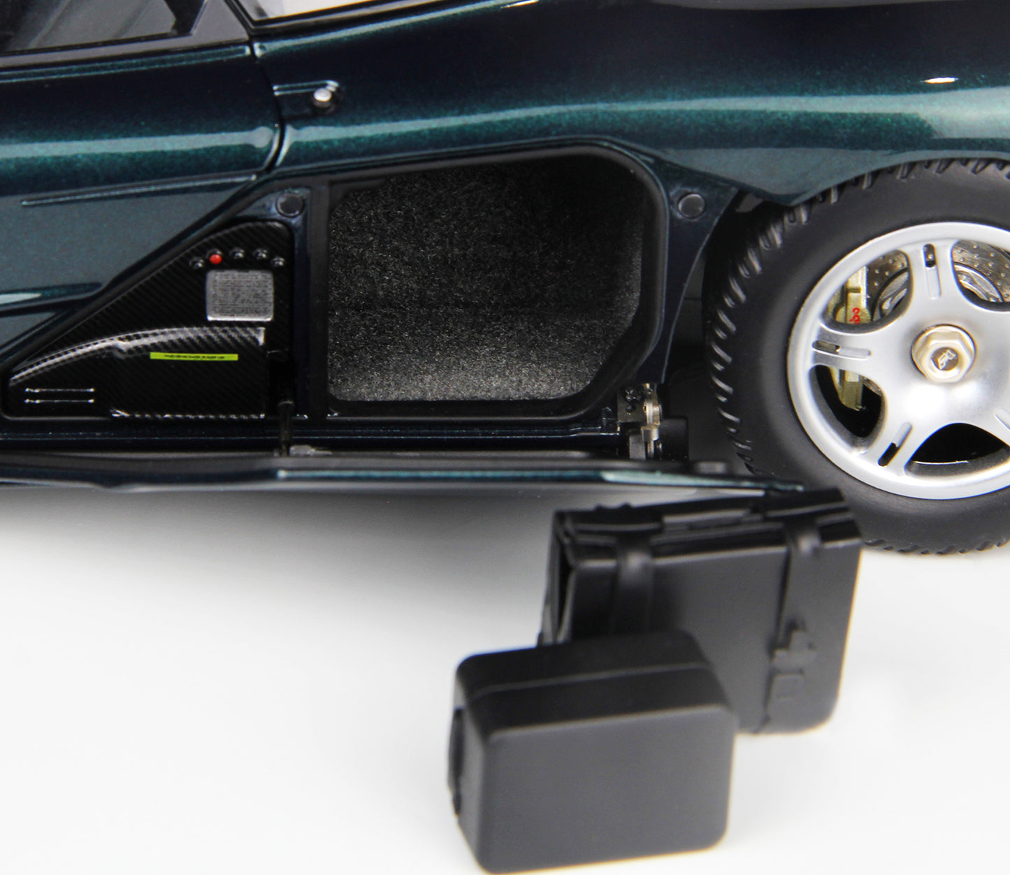 McLAREN F1 XP5 GREEN