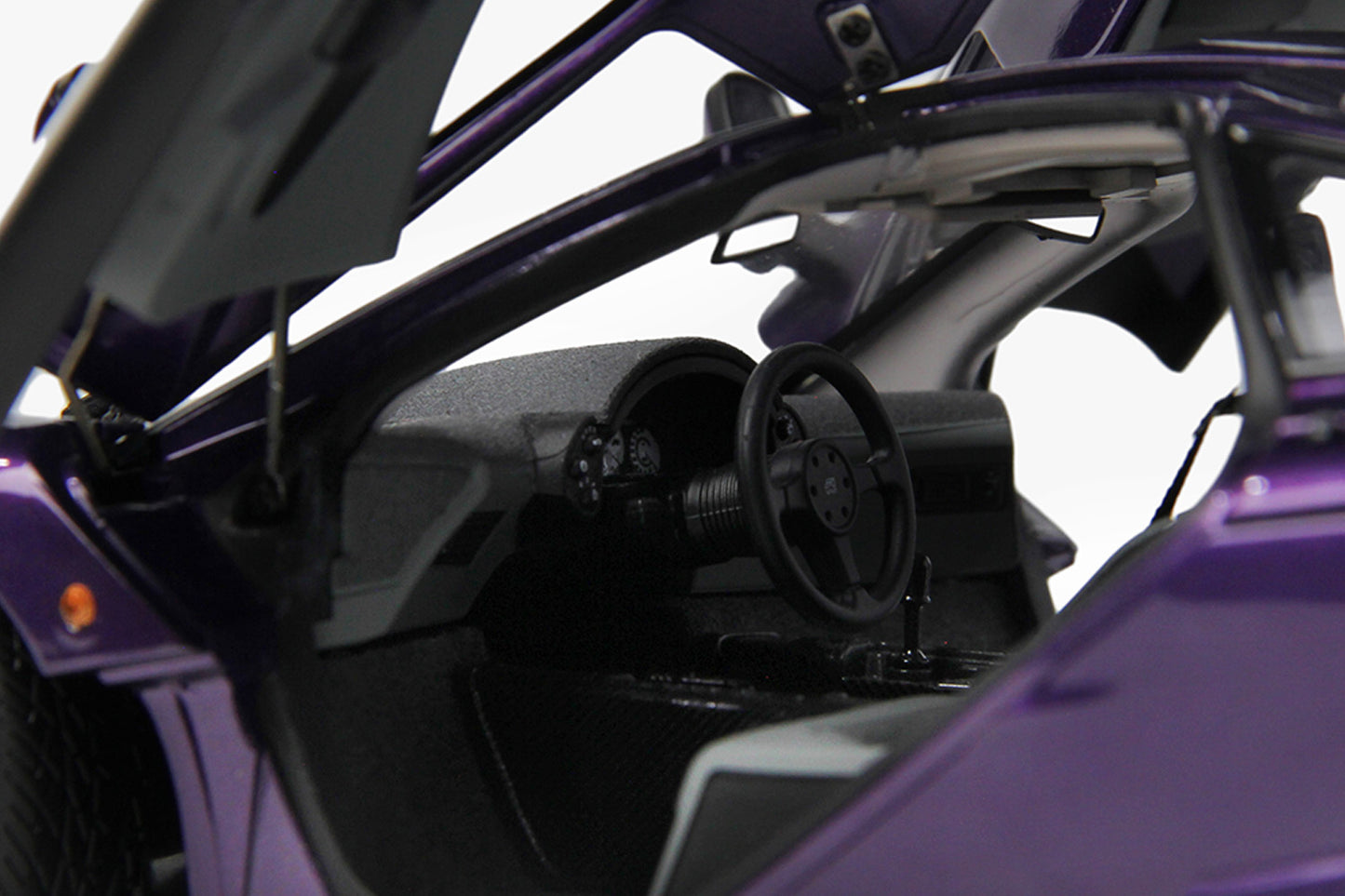 McLAREN F1 XP5 PURPLE