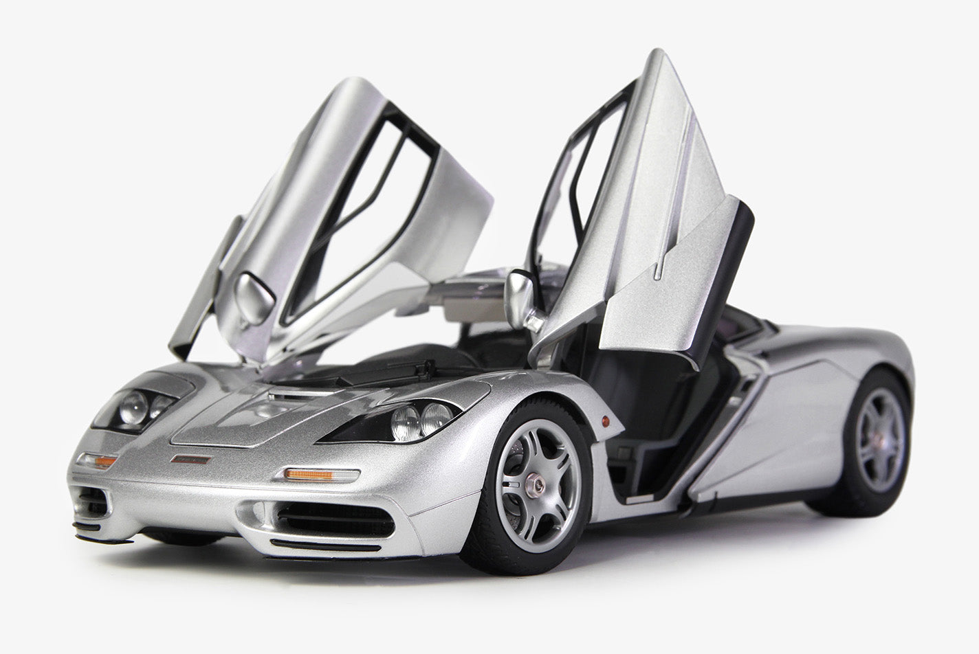 McLAREN F1 XP5 SILVER
