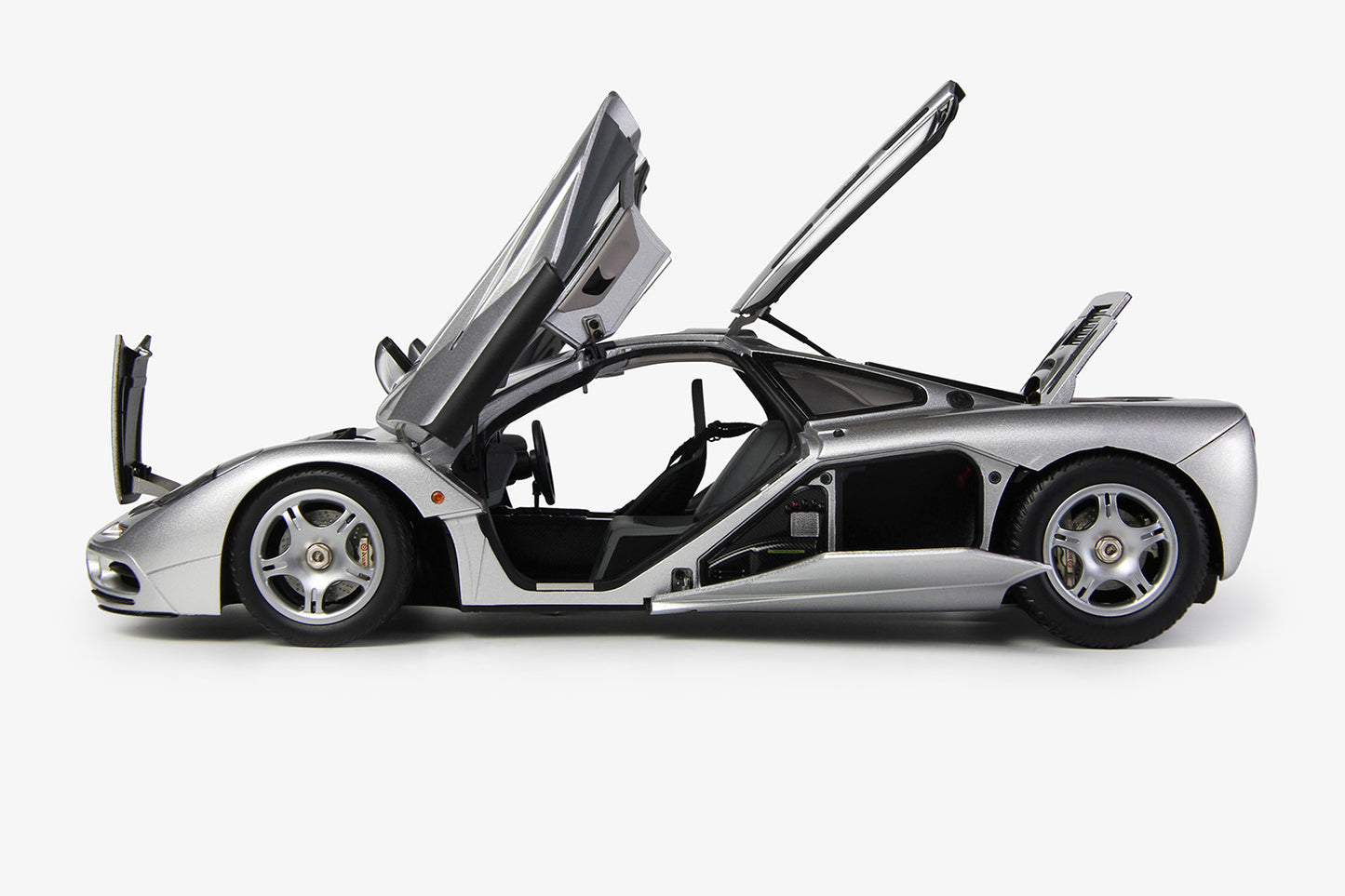 McLAREN F1 XP5 SILVER