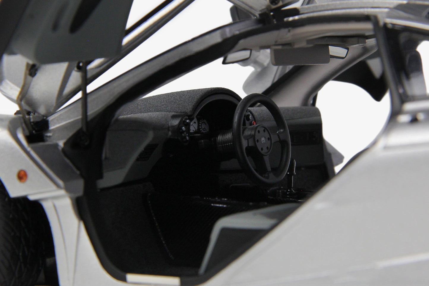 McLAREN F1 XP5 SILVER