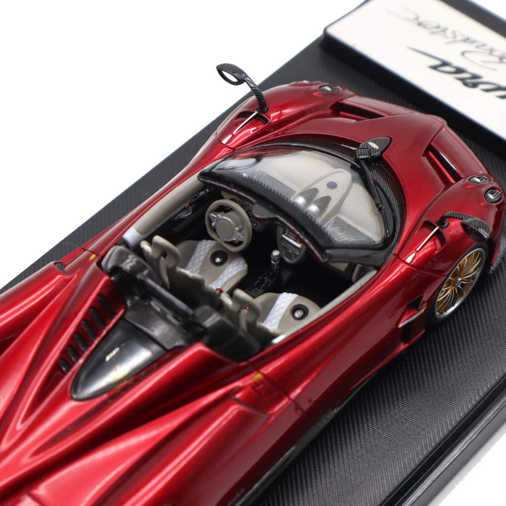 PAGANI HUAYRA ROADSTER RED