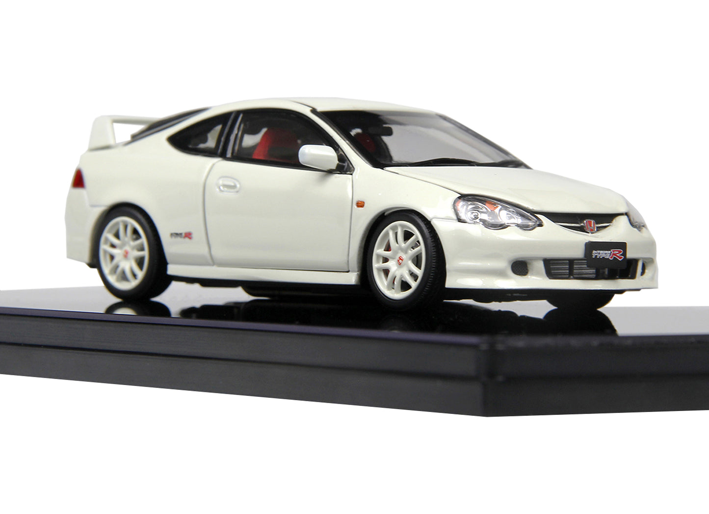 HONDA INTEGRA DC5 TYPE-R CHAMPION WHITE