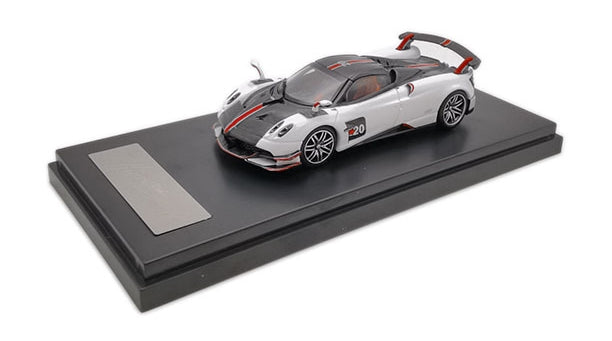 PAGANI HUAYRA BC ROADSTER WHITE