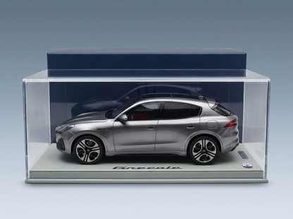 Nano_Banana_Pro_-_High-end_studio_photograph_of_a_118_scale_model_car__inside_its_complete_original_3 - Vroomi